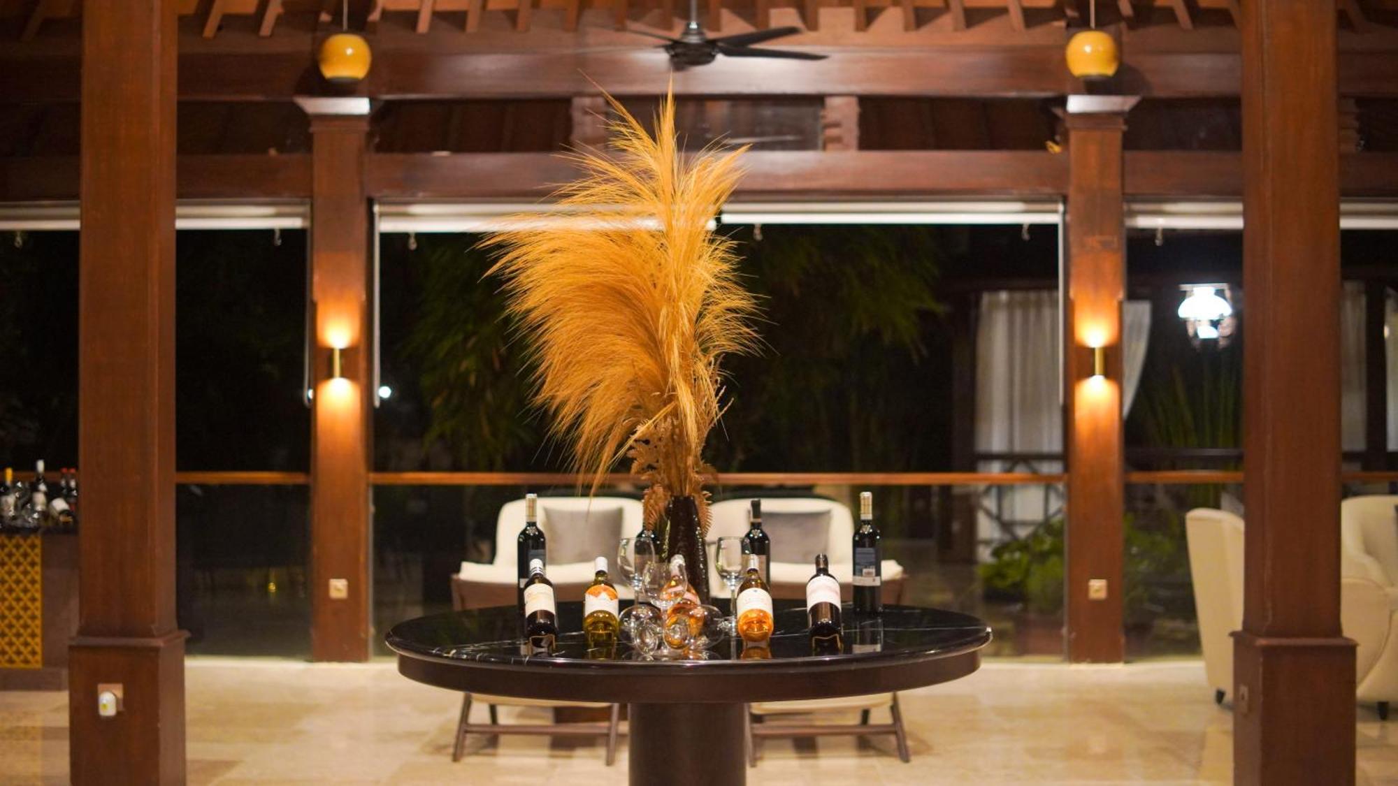 洛林索罗酒店 Solo 外观 照片